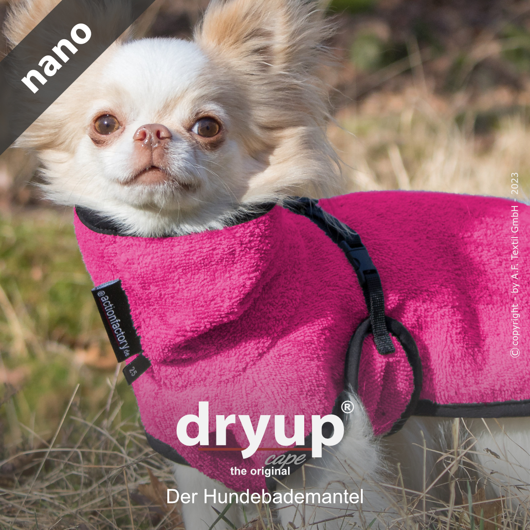 dryup® cape Nano PINK - The original dog bathrobe